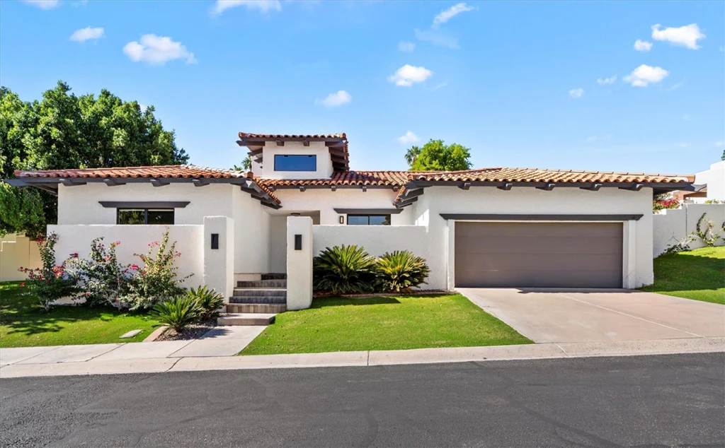 Luxury Estates & Single-Family Homes